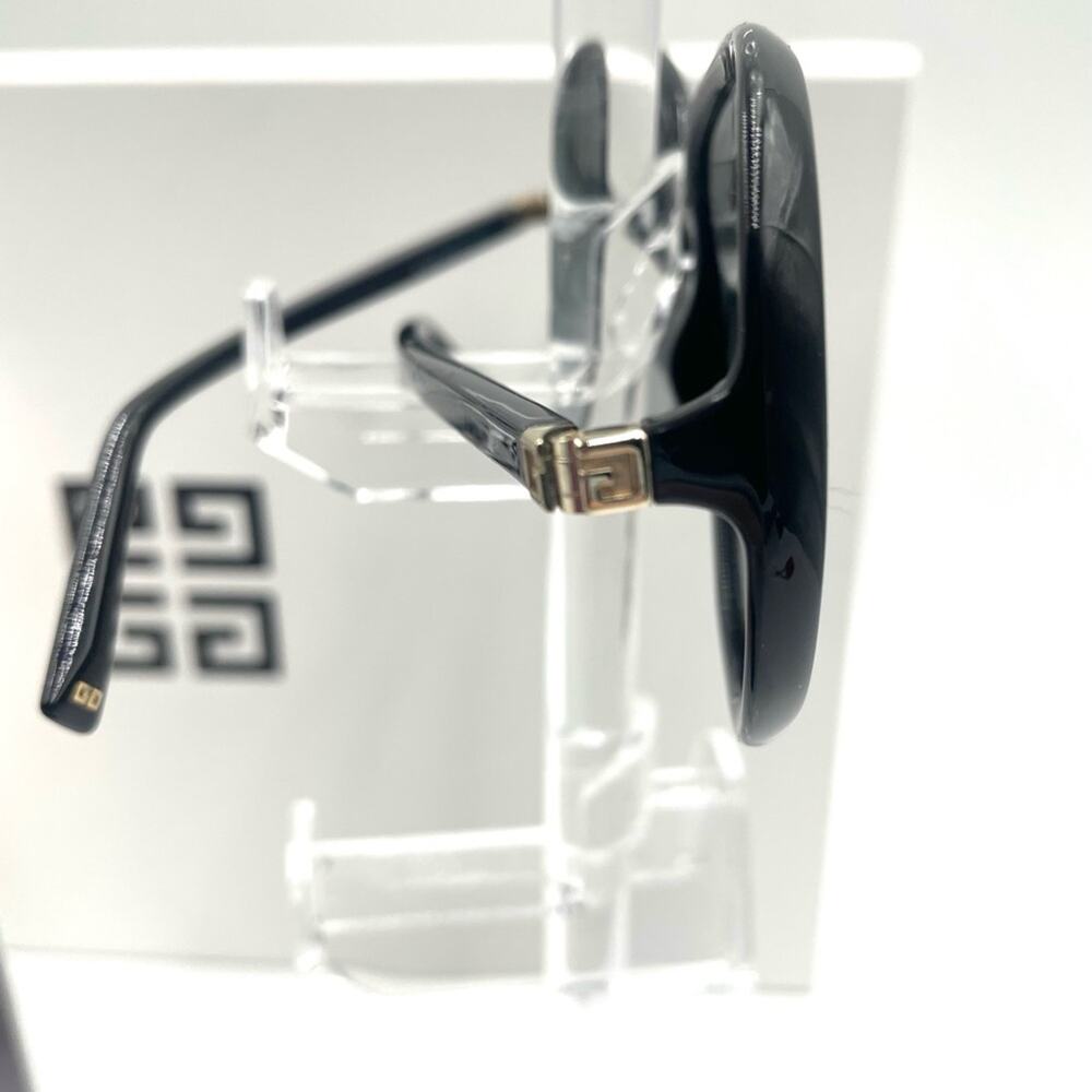 GIVENCHY NWOT FULL INCLUSION Black Sunglasses - Picture 3 of 7